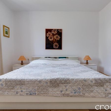 Vinka Apartment Biograd Na Moru Luaran gambar
